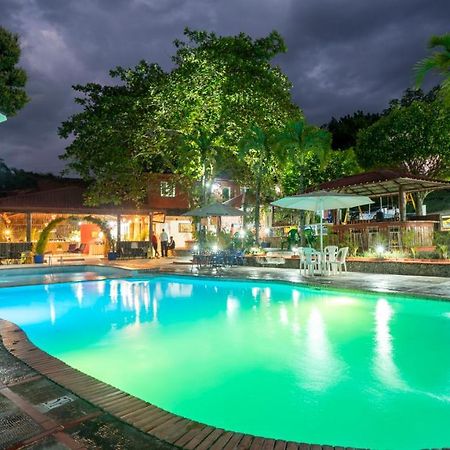 Jarabacoa River Club & Resort Exteriér fotografie
